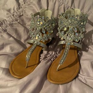 Daisy Fuentes rhinestone bling gladiator sandals shoes